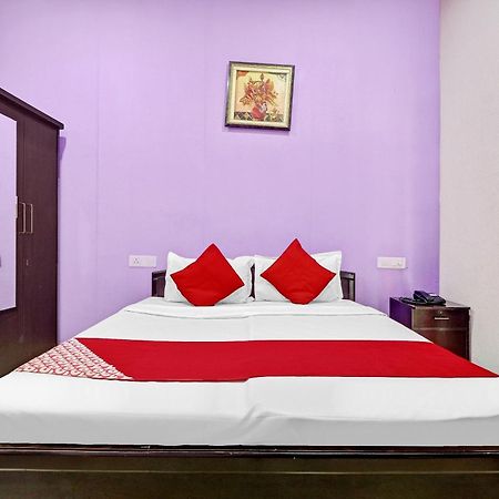 OYO Flagship 83089 Hotel Drizzling Land Muradnagar Exterior foto