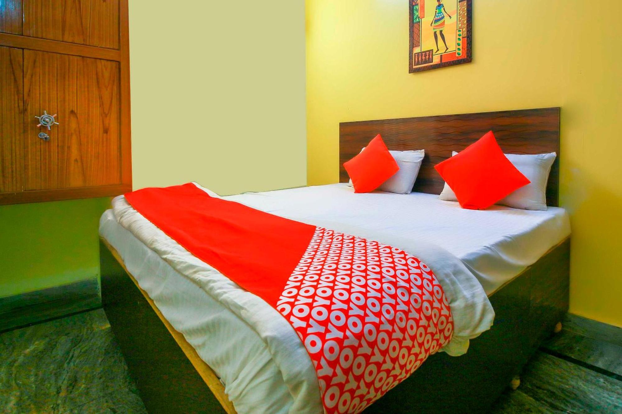 OYO Flagship 83089 Hotel Drizzling Land Muradnagar Exterior foto