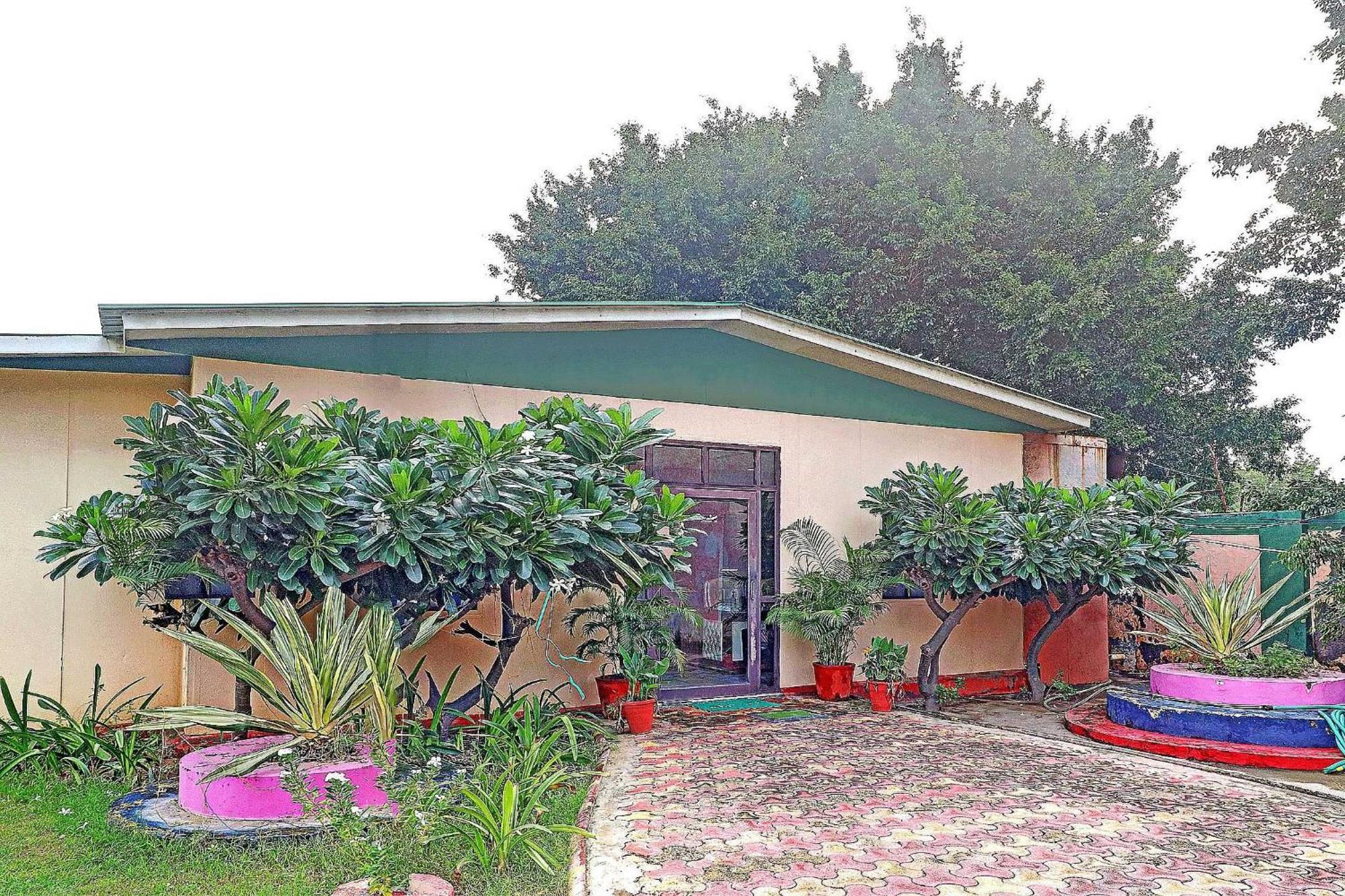 OYO Flagship 83089 Hotel Drizzling Land Muradnagar Exterior foto
