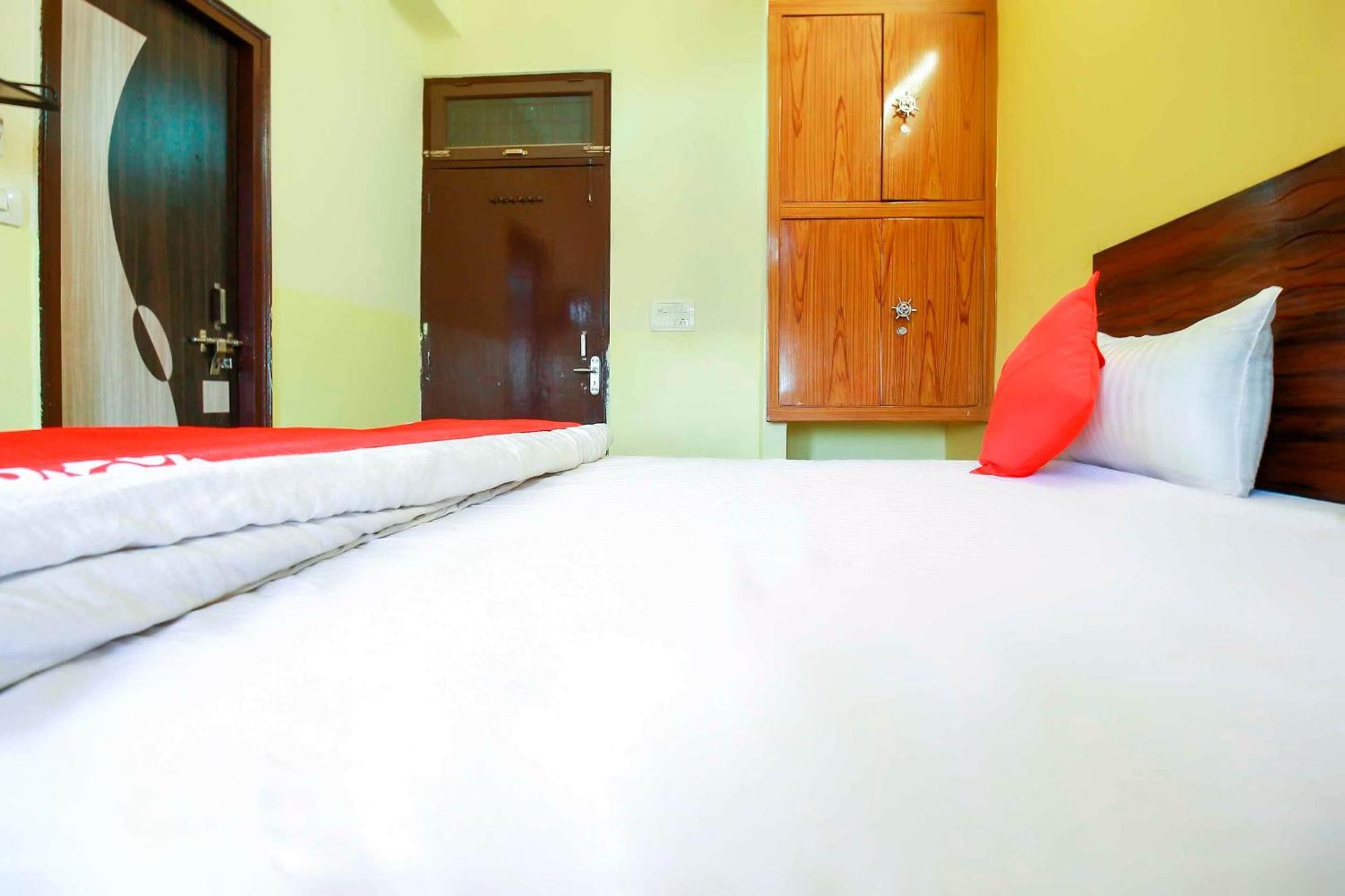 OYO Flagship 83089 Hotel Drizzling Land Muradnagar Exterior foto